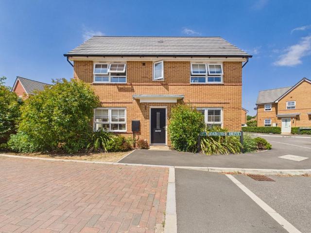 3 bedroom detached house for sale