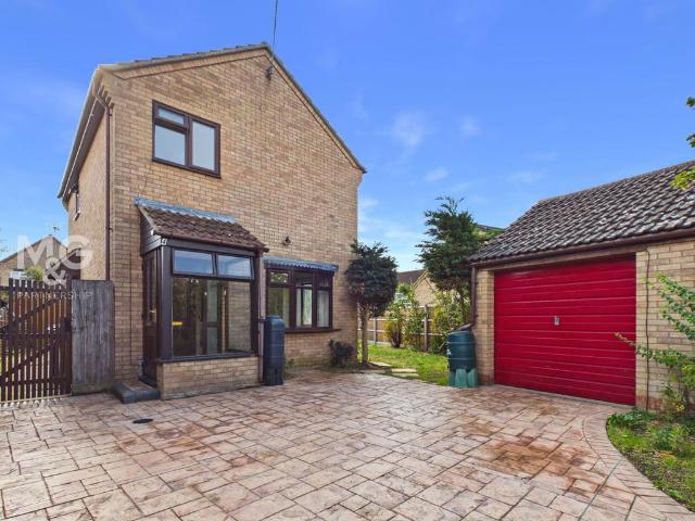 3 bedroom detached house for sale