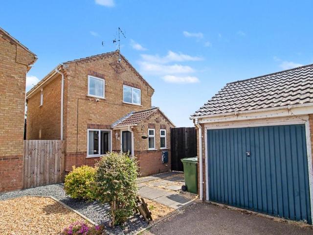 3 bedroom detached house for sale