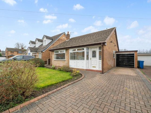 3 bedroom detached bungalow for sale
