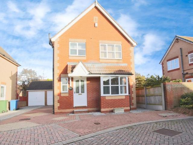 3 bedroom detached house for sale
