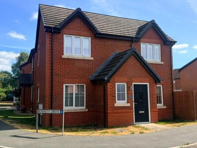3 bedroom detached house for sale