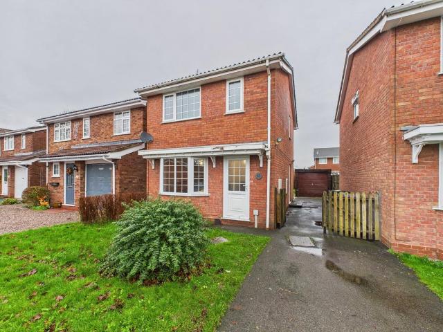 3 bedroom detached house for sale