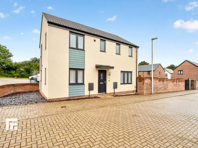 3 bedroom detached house for sale