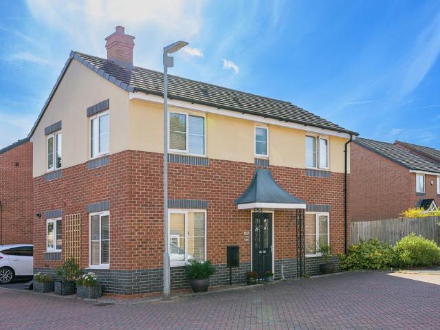 3 bedroom detached house for sale