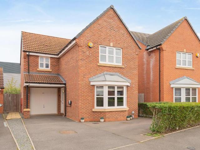 3 bedroom detached house for sale