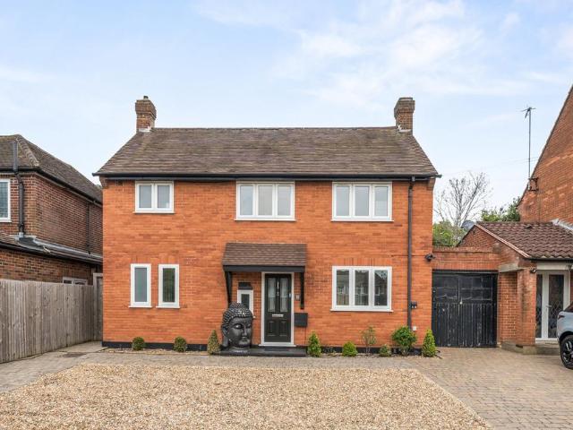 3 bedroom detached house for sale
