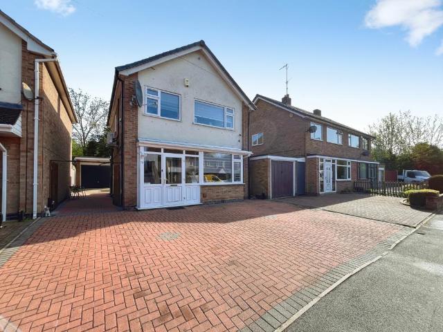 3 bedroom detached house for sale