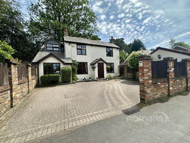 3 bedroom detached house for sale