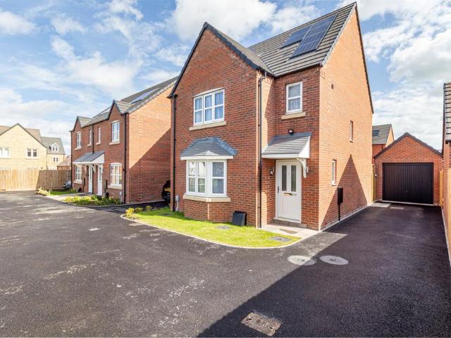 3 bedroom detached house for sale