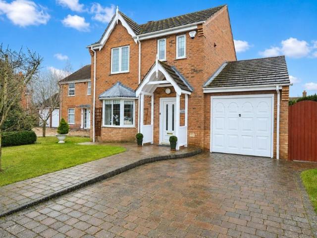 3 bedroom detached house for sale