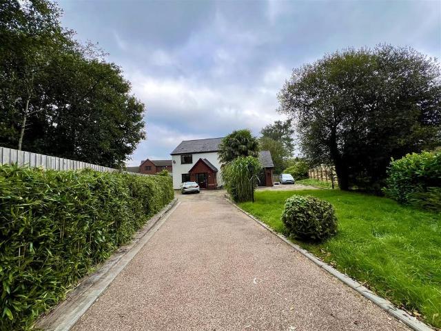 3 bedroom detached house for sale