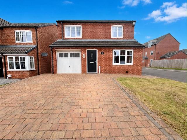 3 bedroom detached house for sale