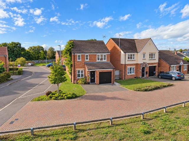 3 bedroom detached house for sale