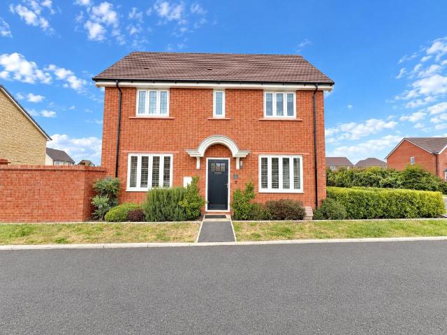 3 bedroom detached house for sale