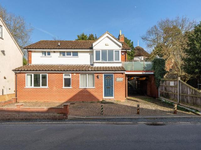 3 bedroom detached house for sale