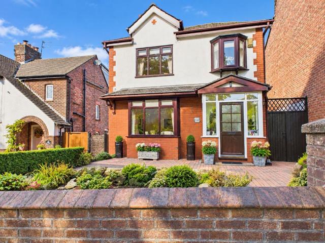 3 bedroom detached house for sale