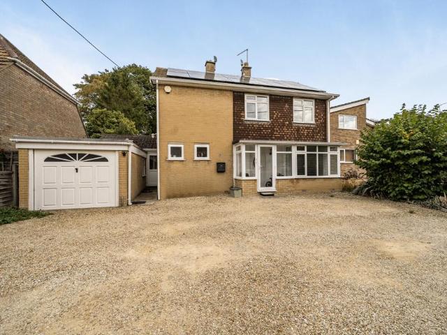 3 bedroom detached house for sale