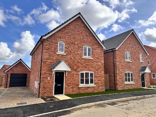 3 bedroom detached house for sale