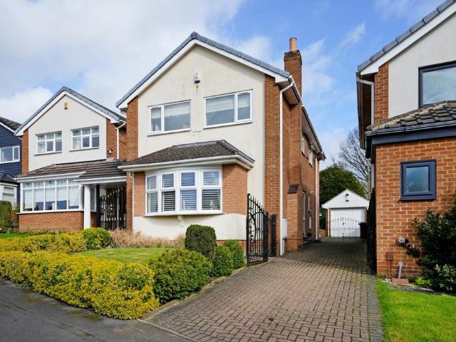 3 bedroom detached house for sale