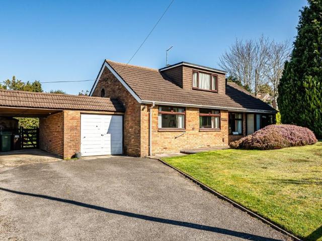 3 bedroom detached house for sale