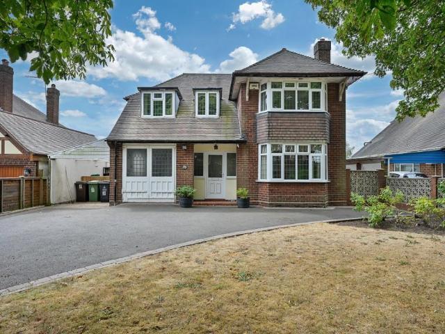 3 bedroom detached house for sale