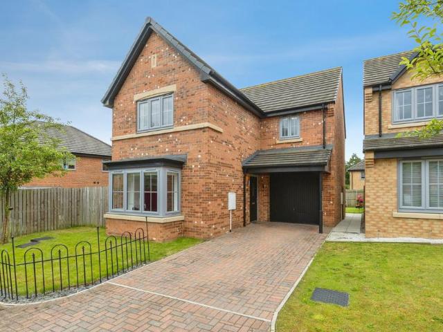 3 bedroom detached house for sale