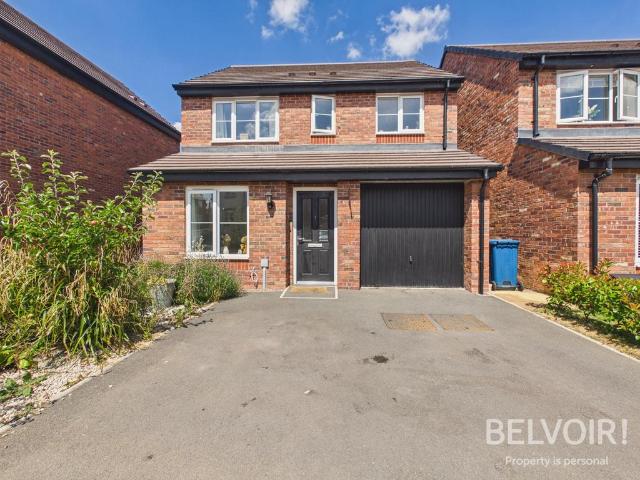 3 bedroom detached house for sale