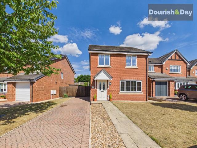 3 bedroom detached house for sale