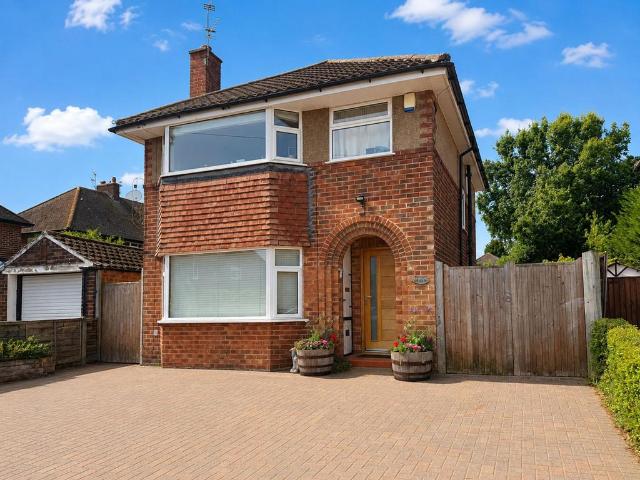 3 bedroom detached house for sale