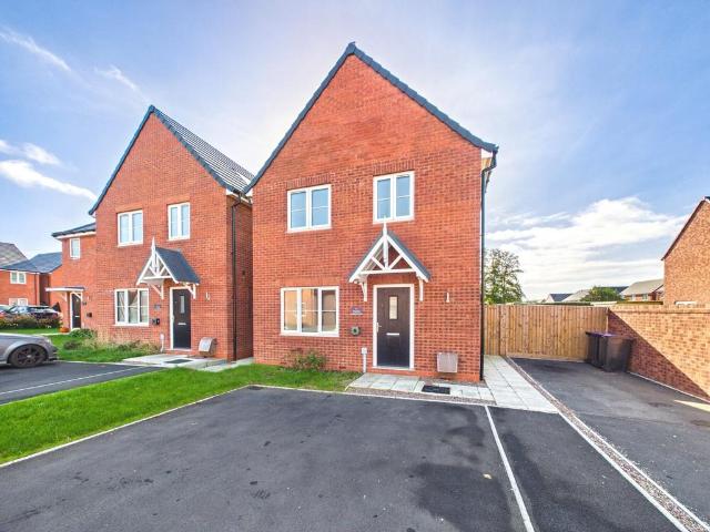 3 bedroom detached house for sale