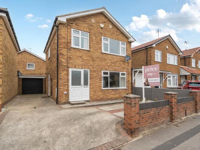 3 bedroom detached house for sale