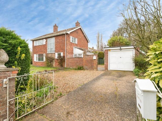 3 bedroom detached house for sale