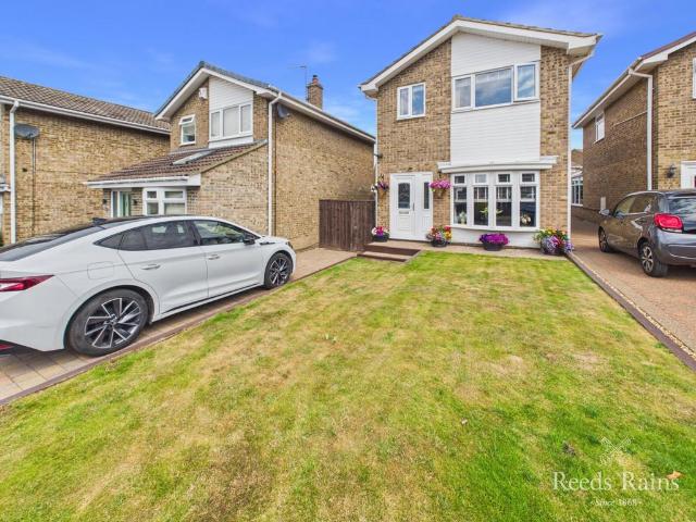 3 bedroom detached house for sale