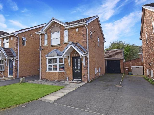 3 bedroom detached house for sale
