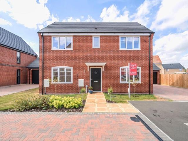 3 bedroom detached house for sale