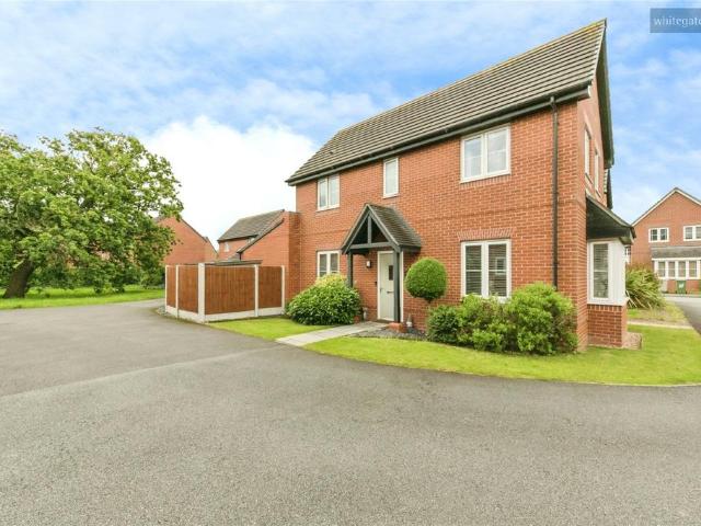 3 bedroom detached house for sale