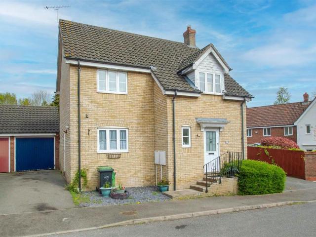 3 bedroom detached house for sale