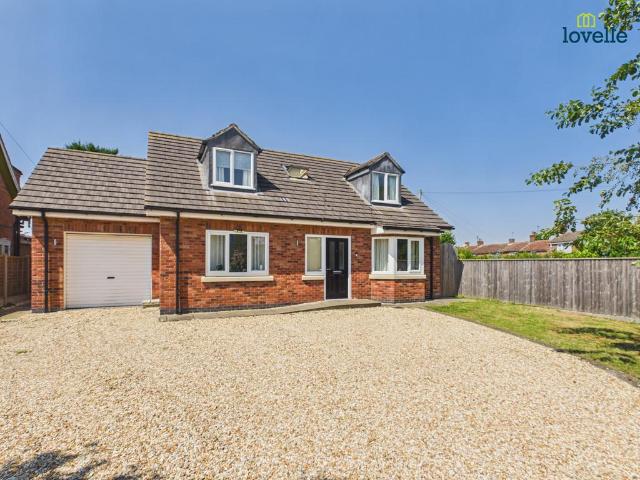 3 bedroom detached house for sale