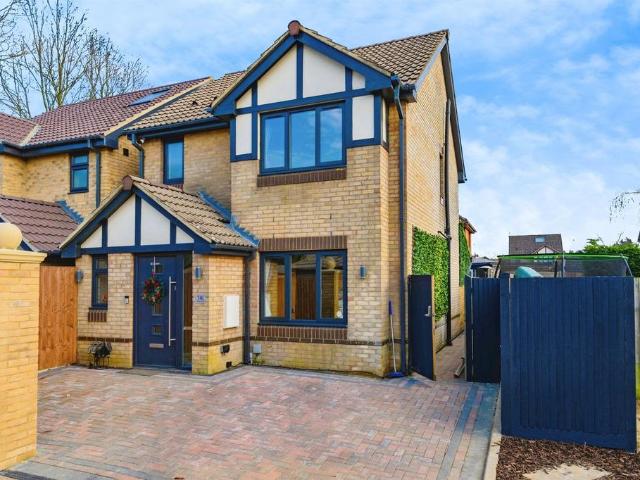 3 bedroom detached house for sale
