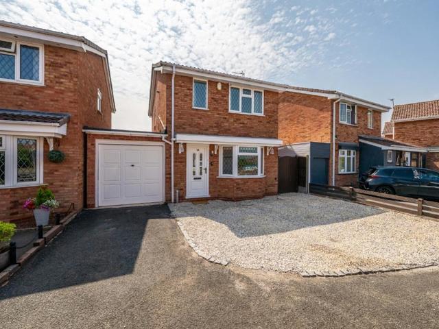 3 bedroom detached house for sale