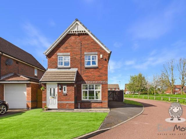 3 bedroom detached house for sale