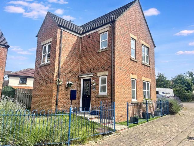 3 bedroom detached house for sale