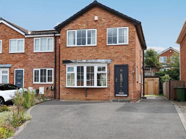 3 bedroom detached house for sale