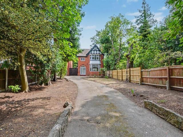3 bedroom detached house for sale