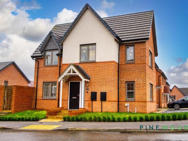 3 bedroom detached house for sale