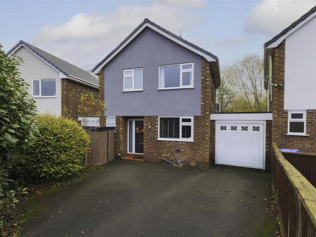 3 bedroom detached house for sale