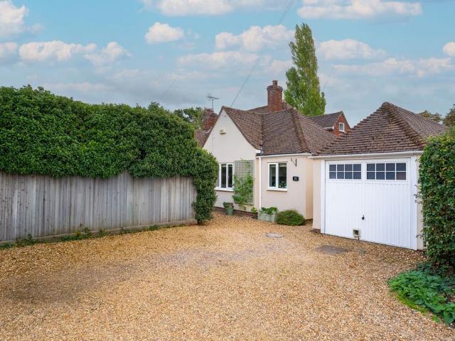 3 bedroom chalet for sale