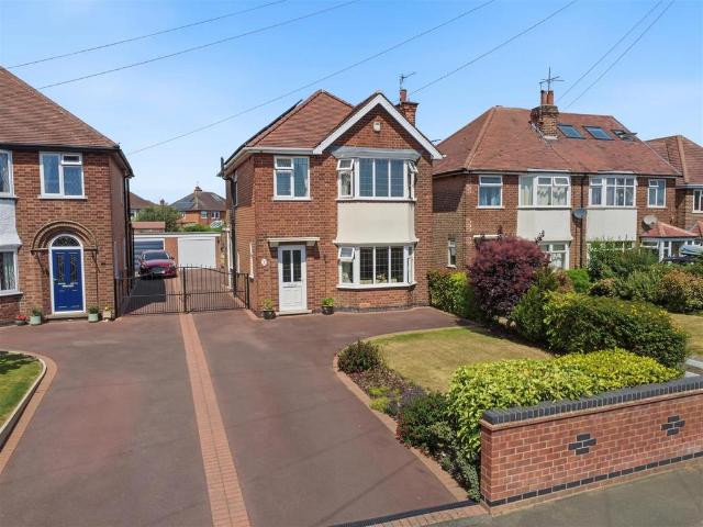 3 bedroom detached house for sale