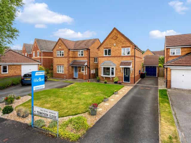 3 bedroom detached house for sale